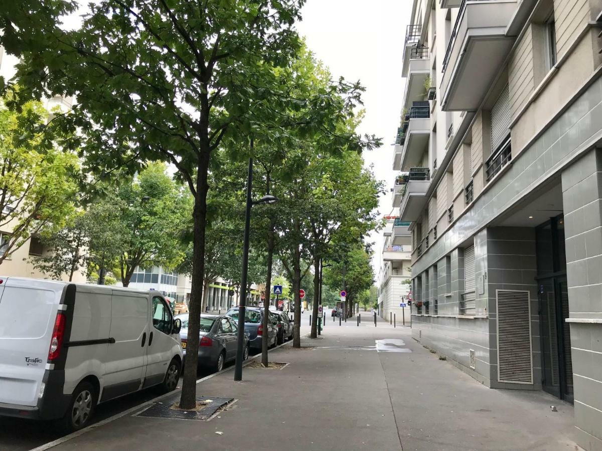 F2 Paris 10Eme Gare Du Nord - Stade De France - Parking Σαιν-Ντενί Εξωτερικό φωτογραφία
